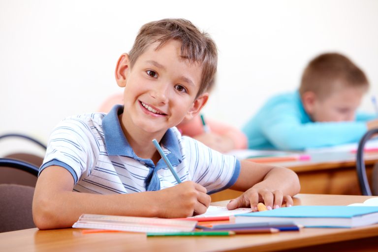 Dysgrafia – jak pomóc dziecku?